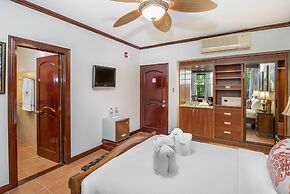 Hotel Casa Roland Golfito Resort