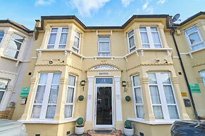 Britannia Inn Hotel