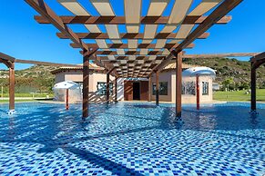 La Marquise Luxury Resort Complex