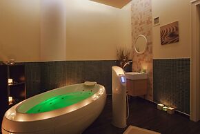 La Marquise Luxury Resort Complex