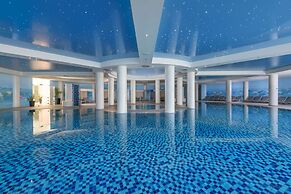 La Marquise Luxury Resort Complex