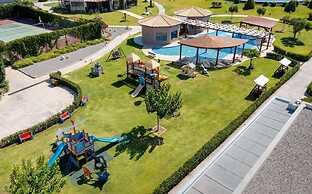 La Marquise Luxury Resort Complex