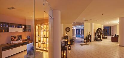 La Marquise Luxury Resort Complex