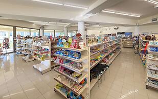 La Marquise Luxury Resort Complex