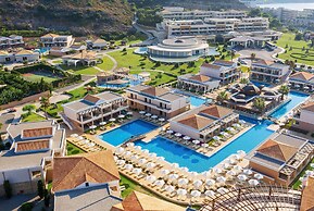 La Marquise Luxury Resort Complex