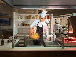 La Marquise Luxury Resort Complex