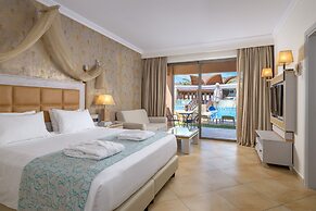 La Marquise Luxury Resort Complex