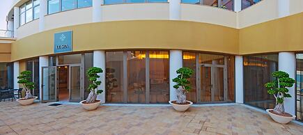 La Marquise Luxury Resort Complex