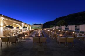 La Marquise Luxury Resort Complex