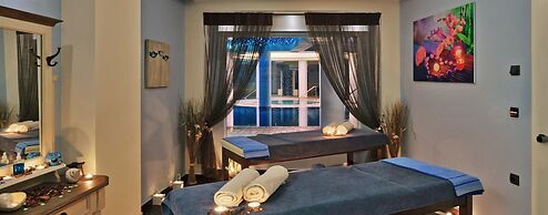 La Marquise Luxury Resort Complex