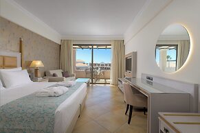 La Marquise Luxury Resort Complex