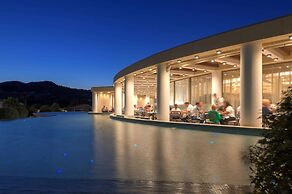 La Marquise Luxury Resort Complex