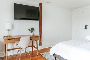 Batten Green Venue & Lodging