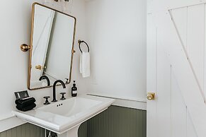 Batten Green Venue & Lodging