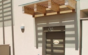 Bombyx Inn