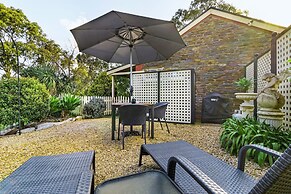 Stonewell Cottages & Vineyards