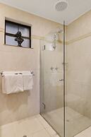 Stonewell Cottages & Vineyards