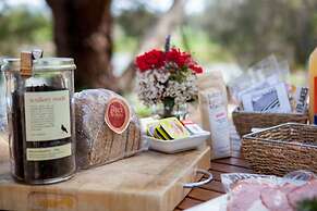 Stonewell Cottages & Vineyards