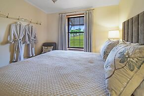 Stonewell Cottages & Vineyards