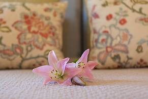 Stonewell Cottages & Vineyards