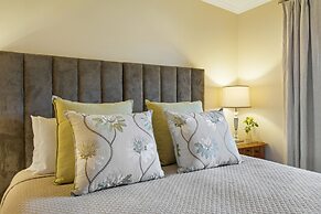 Stonewell Cottages & Vineyards