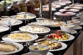 Limak Eurasia Luxury Hotel