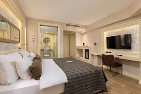 Limak Eurasia Luxury Hotel