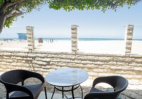 Inn On The Beach