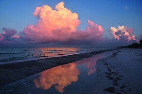 Beach Castle Resort by RVA