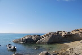 Coralli Beach Apartments