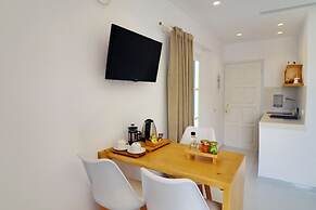 Coralli Beach Apartments