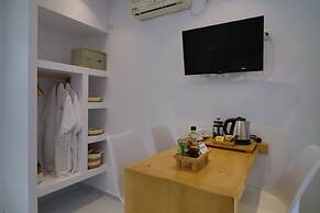 Coralli Beach Apartments