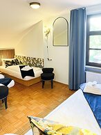 Villa Fantasia Budget Boutique Hotel