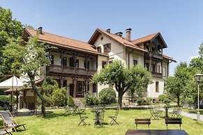 Villa Fantasia Budget Boutique Hotel