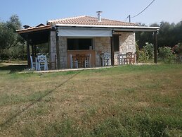 Kavos Psarou Studios and Apartments