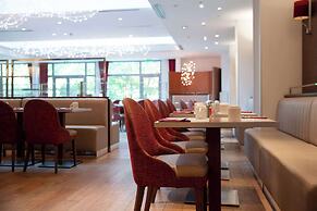 Clarion Paris CDG Airport