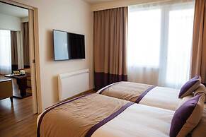 Clarion Paris CDG Airport