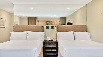 East Hampton House Resort