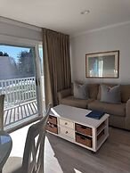 East Hampton House Resort