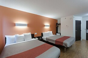 Motel 6 Brandon, MB