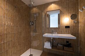 Cabot Las Velas Apartments