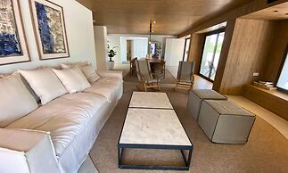 Cabot Las Velas Apartments