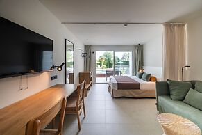 Cabot Las Velas Apartments