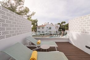 Cabot Las Velas Apartments