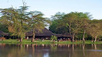 Voyager Ziwani Tented Camp