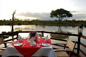 Voyager Ziwani Tented Camp