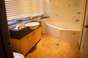 Rayville Boat Houses