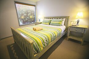 Rayville Boat Houses