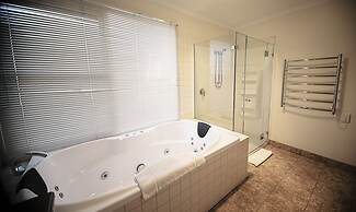 Rayville Boat Houses