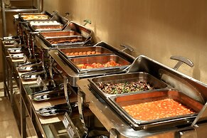 Monroe Hotel & Suites